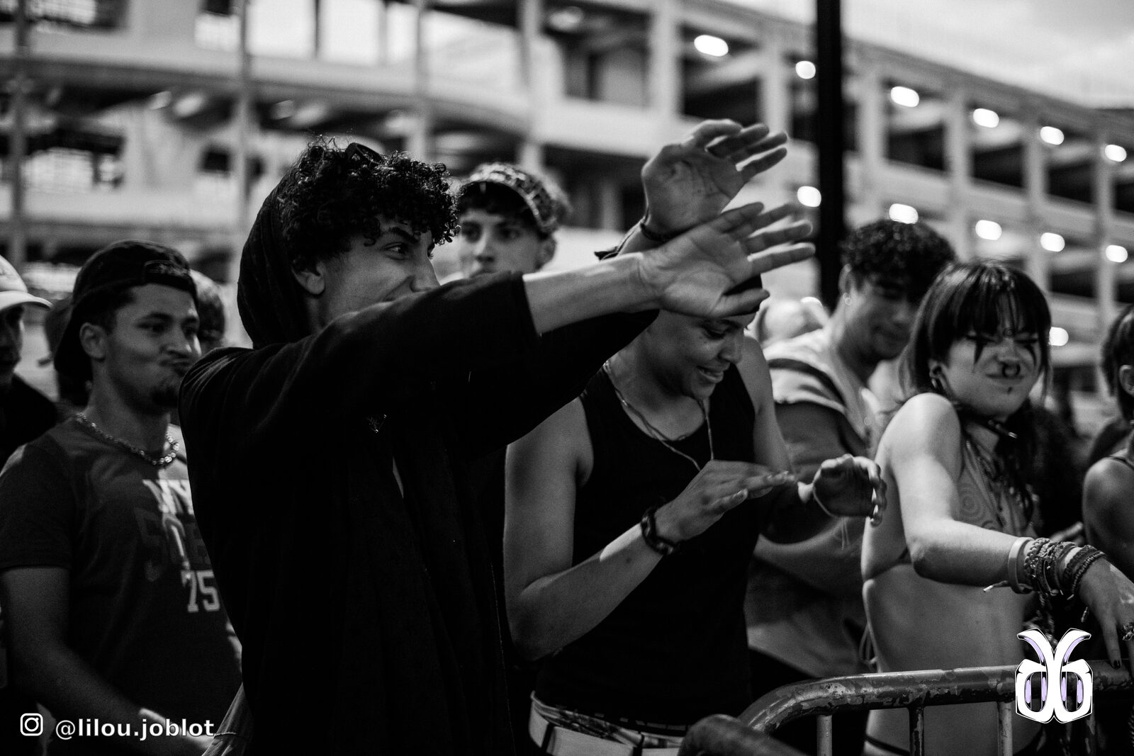 DSC06057-2.jpg